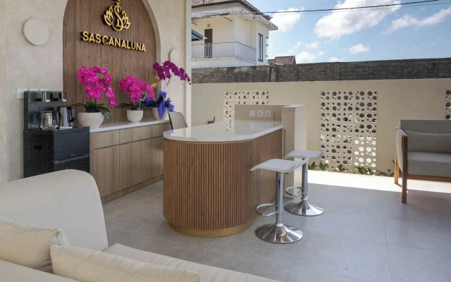 Sascanaluna Padma Bali