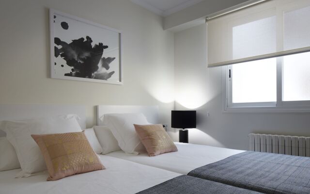 Отель Playa de Ondarreta 2 by FeelFree Rentals комната для гостей