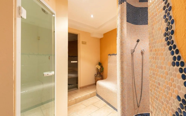 Hotel Room in Langenfeld