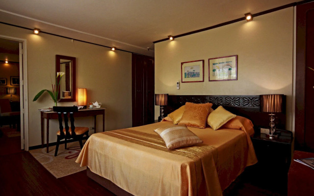 Manila Manor Hotel