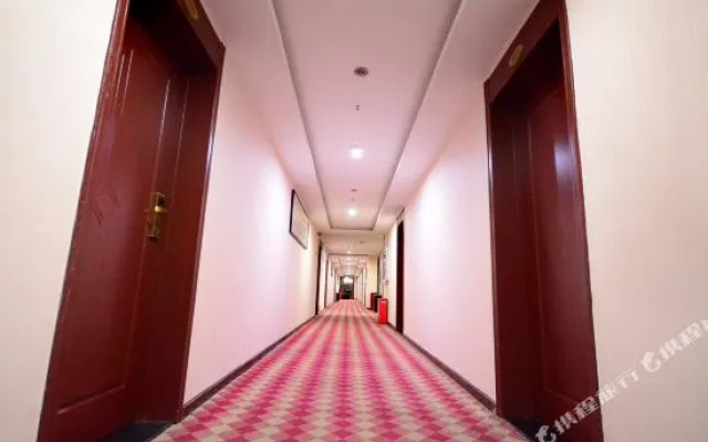 Wuhan Shuishan Business Hotel