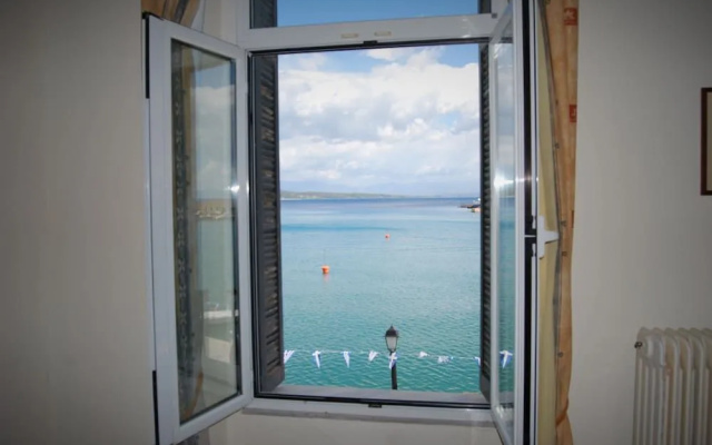 Gythion Traditional Hotel