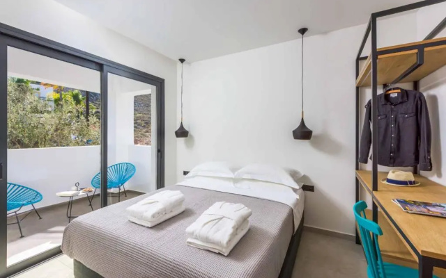 Lambis Athina