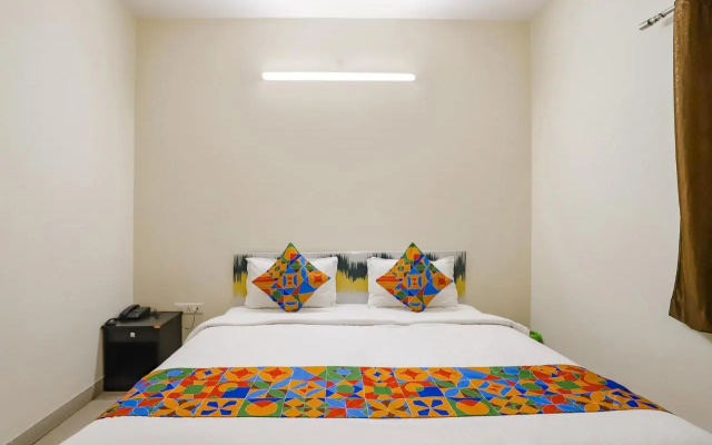 FabHotel SS House
