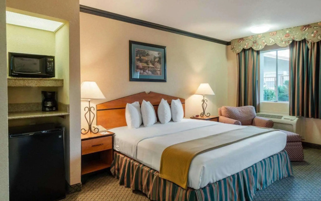 Quality Inn & Suites Lufkin