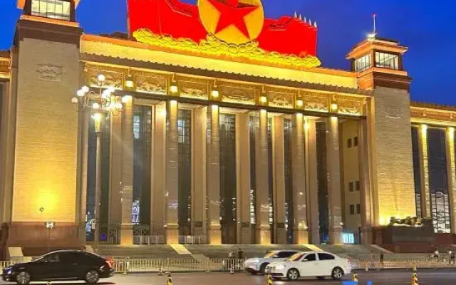Hello Qiman Hotel (Nanchang Tengwang Pavilion Wanshou Palace)