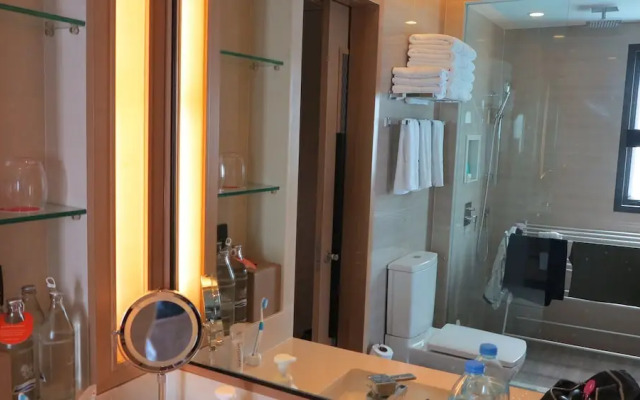 Patong Beach Luxury Hotel Apartment