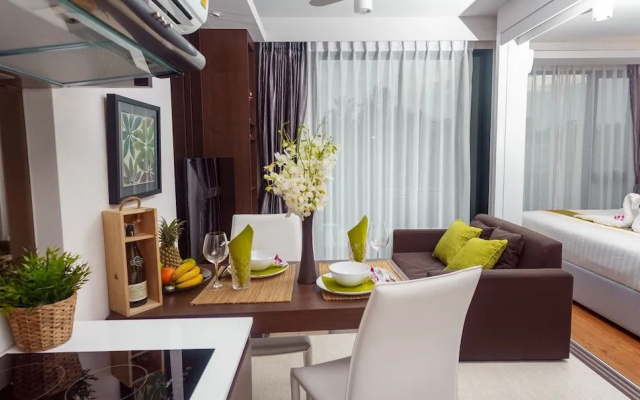 The Aristo Resort 421