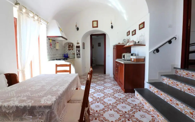 Estate4home - MAISON LIRIO