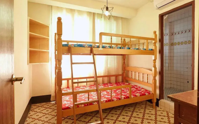 Neat Hostel