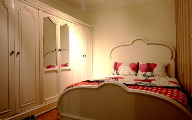 Lovely and Nice 4-bed Apartment in Near Ring Road