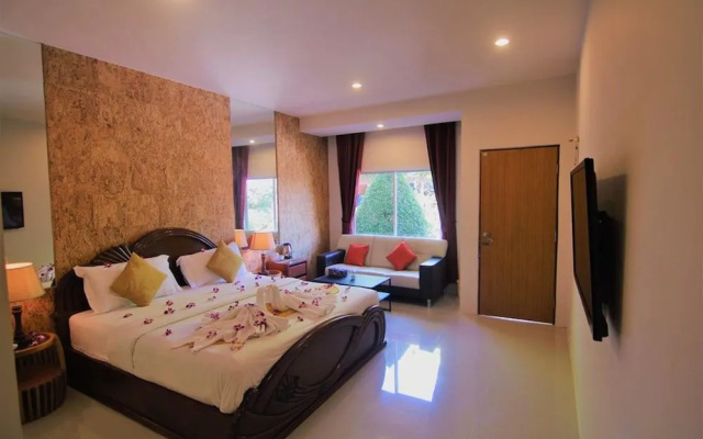 Bangrak Samui Beach Resort