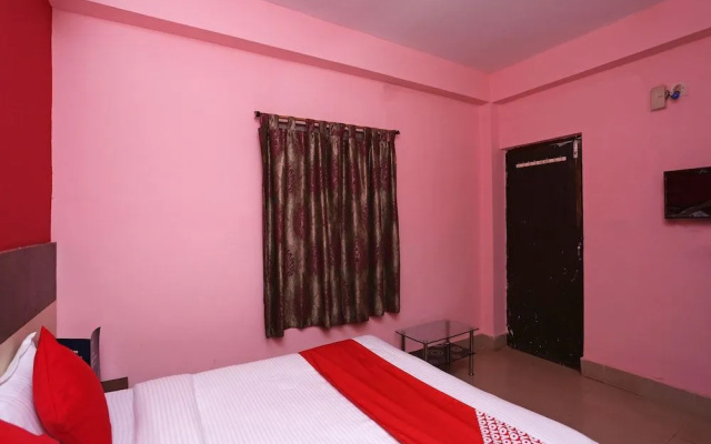 OYO 13624 Kapoors Plaza Guest House