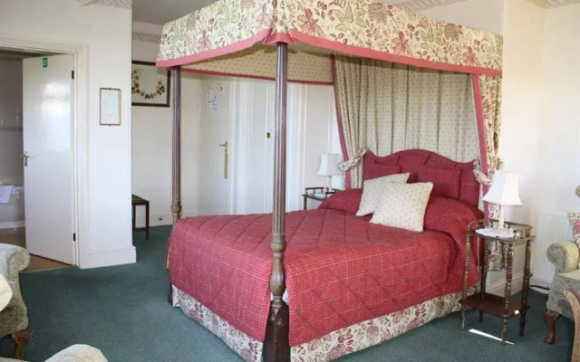 Lantern Lodge Hotel