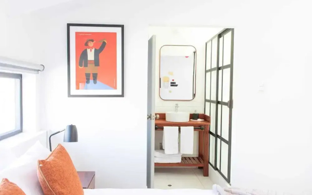 Solara Art House Hotel