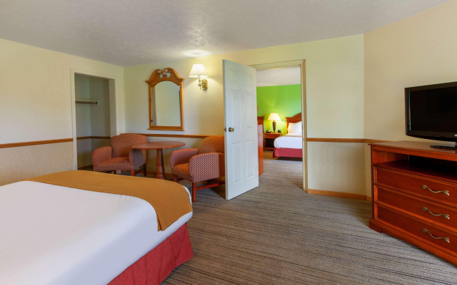 Apple Tree Inn, SureStay Collection by Best Western