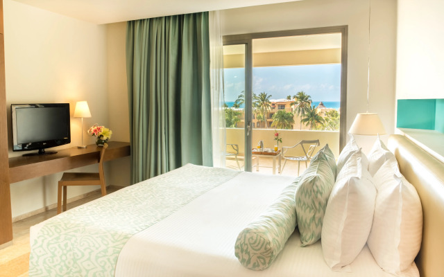 Privilege Aluxes Isla Mujeres Adults Only