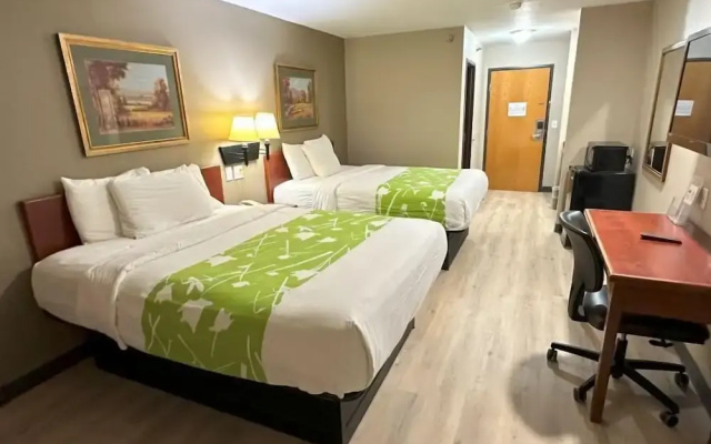 Larned Inn & Suites