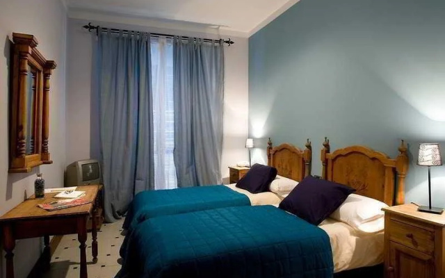 Hotel Entreolivos