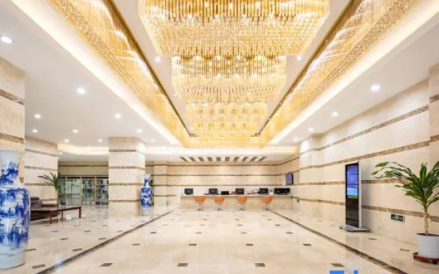 Astronomical Hotel (Shenyang North 2nd Road Xingmoor Branch)