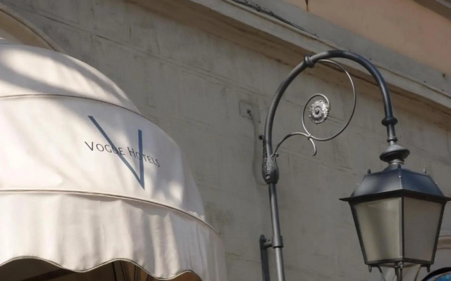 Vogue Hotel