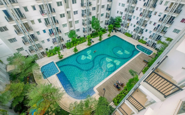 Simply Clean And Spacious Studio Signature Park Grande Apartment