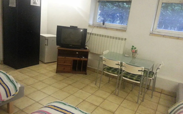 Green Country Hostel