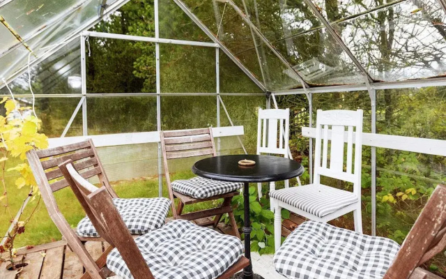 6 Person Holiday Home in Hals