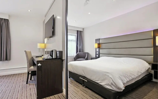The Sparrow Hotel