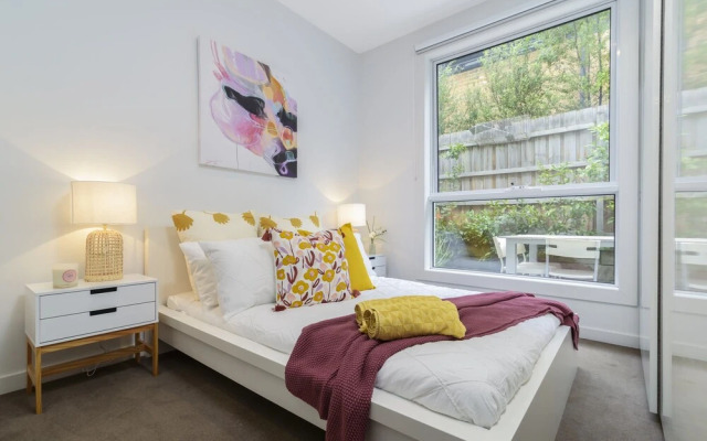 Convenience and Luxurios Comfort in Carnegie