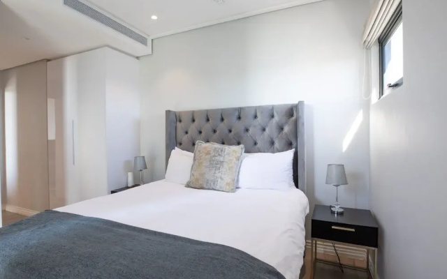 16 On Bree Unit 1713
