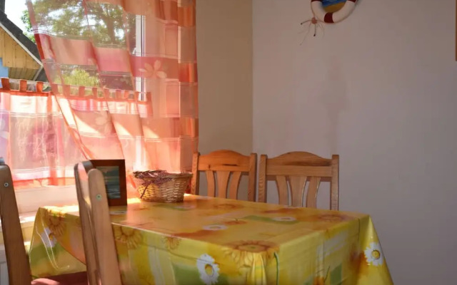 Spacious Apartment with Garden in Wieck auf dem DarB