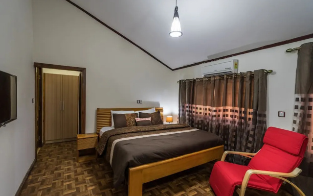 Maaha Beach Resort