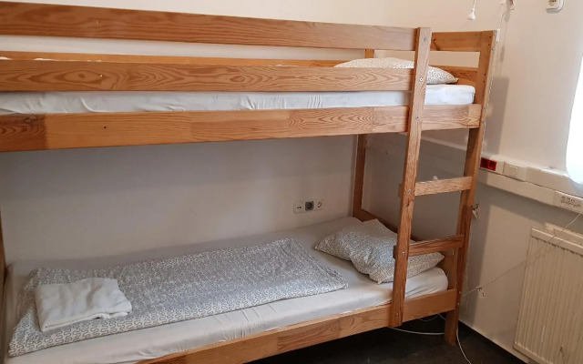 East Side Hostel