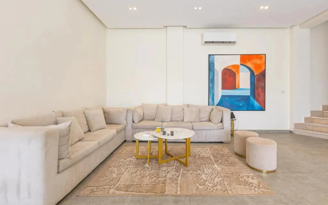 Вилла Golden 4BR Pool Villa