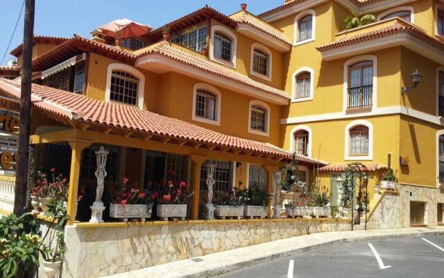 Estrella Del Norte Apart-Hotel in Icod de los Vinos, Spain from 79$, photos, reviews - zenhotels.com hotel front