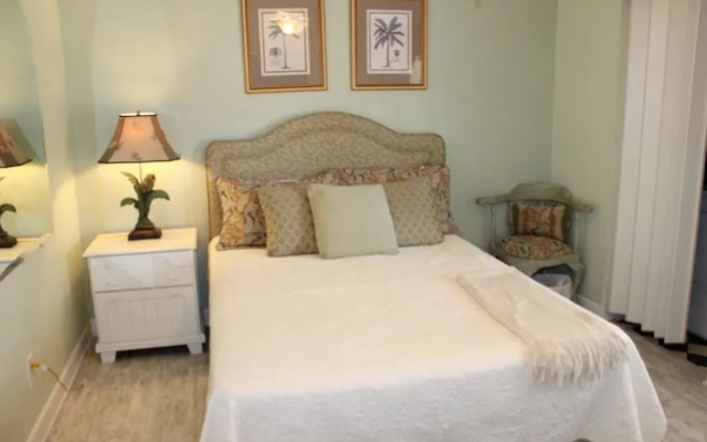 Sandprints B-1 - Miramar Beach 1 Bedroom 1 Bathroom Condo