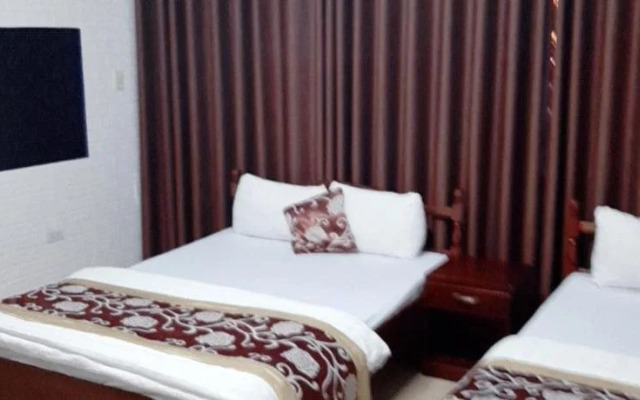 M  T Hotel