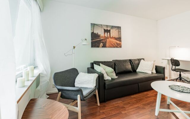 Апартаменты Local Nordic Apartments - Mountain Deer Ювяскюля комната для гостей