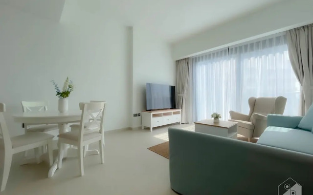 Stunning Apt with Breathtaking Views Downtown