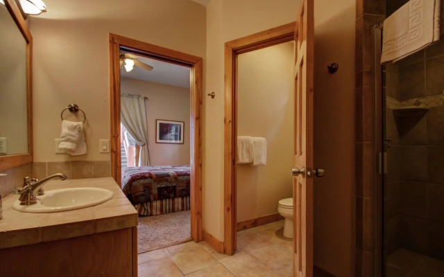 Bear Hollow Village 7 Bedroom by All Seasons Resort Lodging