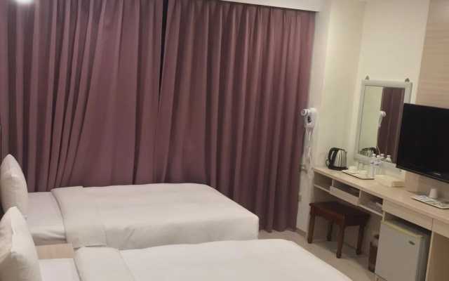 Kousin Hotel