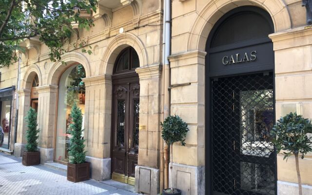 Отель SanSebastianForYou Getaria II aparment Испания, Сан-Себастьян - отзывы, цены и фото номеров - забронировать отель SanSebastianForYou Getaria II aparment онлайн вид на фасад