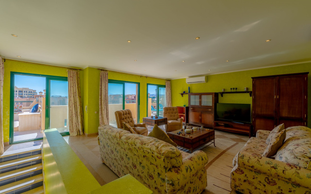 VESTA - Superior APT - 4BR - Marina