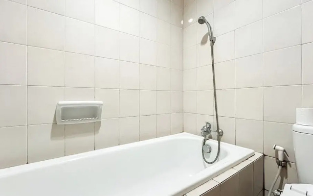 Nice And Cozy 3Br Apartment At Thamrin Residence
