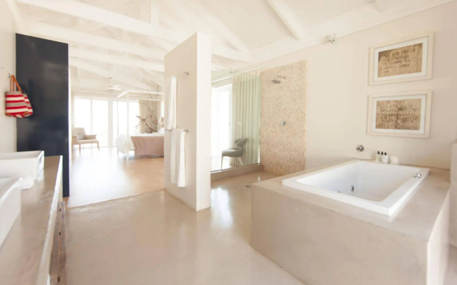 Sea Five Boutique Hotel