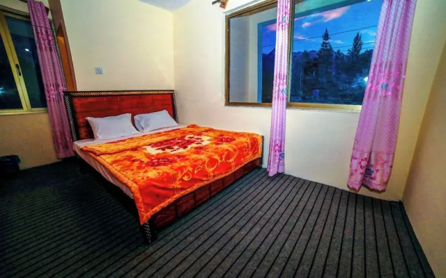 Yak Sarai Hotel