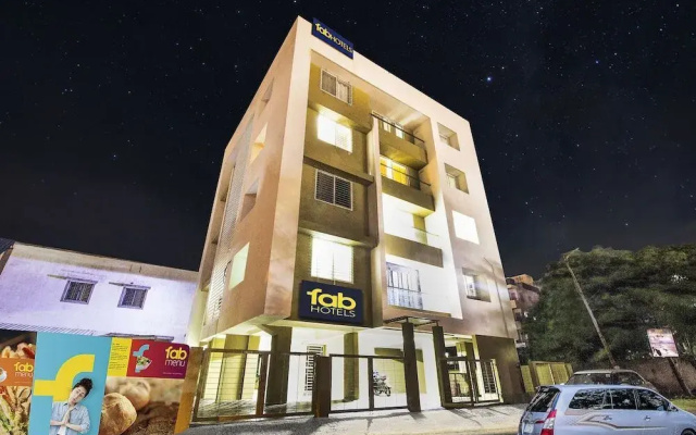 House Khas Suites by FabHotels