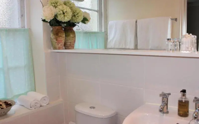 Trafalgar House B & B