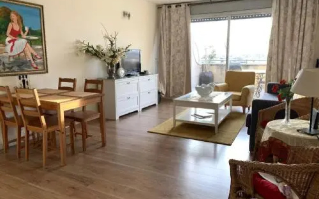 Last Minute Herzliya